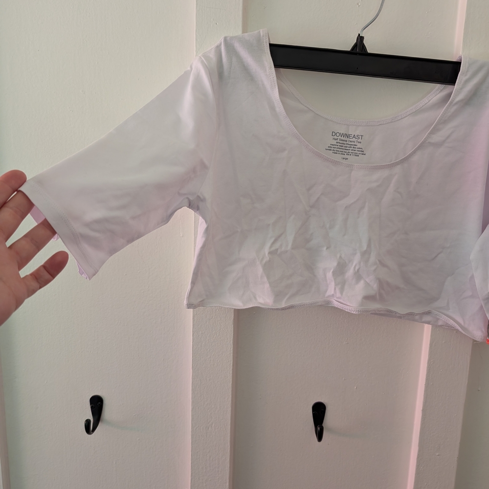 Downeast Women's White Crop Top